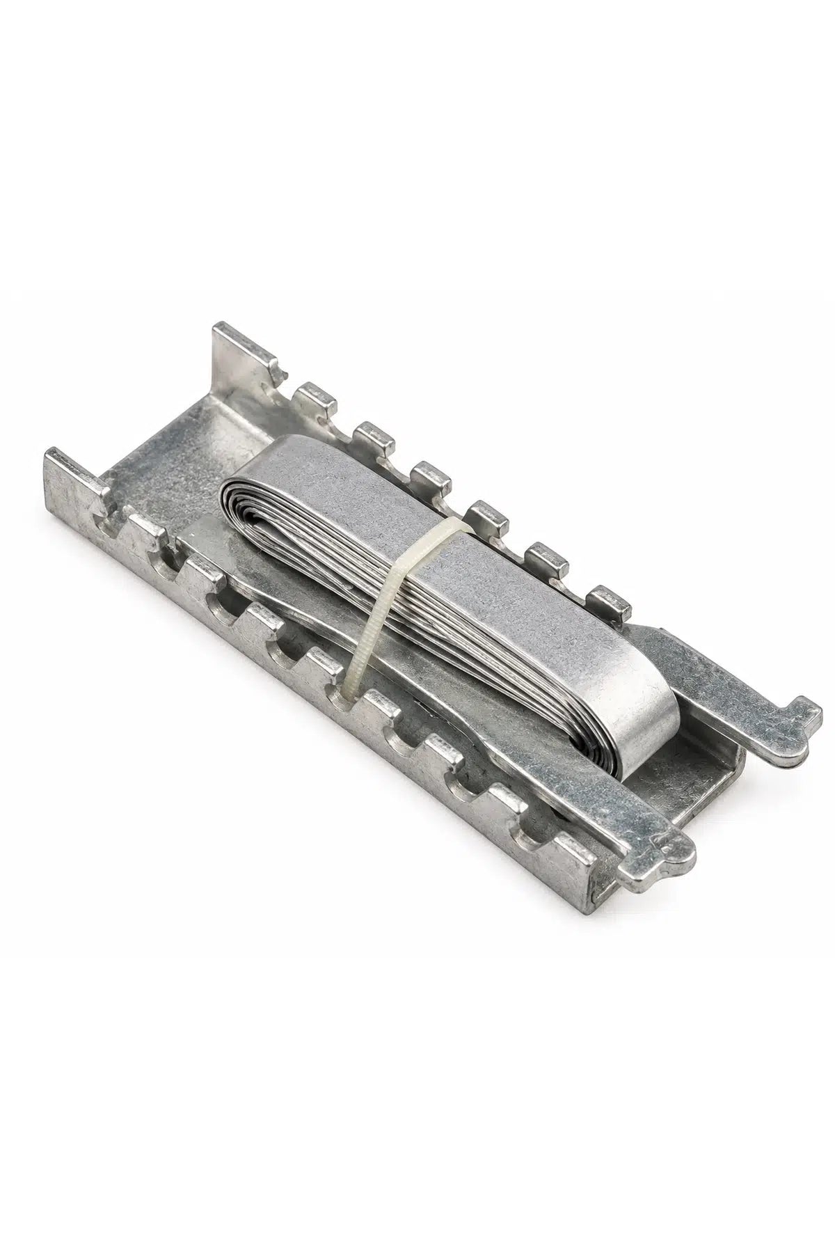 Beehive Lock with Galvanized Steel Strap – 16.4 ft