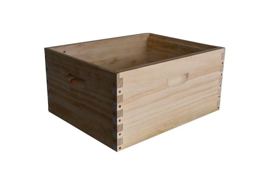 Flat-Pack Beehive with Mesh Bottom Board & Beetle Tray – 8 or 10 Frame