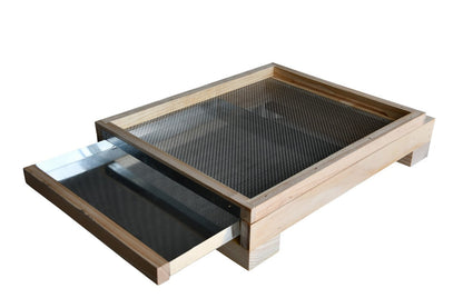 Flat-Pack Beehive with Mesh Bottom Board & Beetle Tray – 8 or 10 Frame