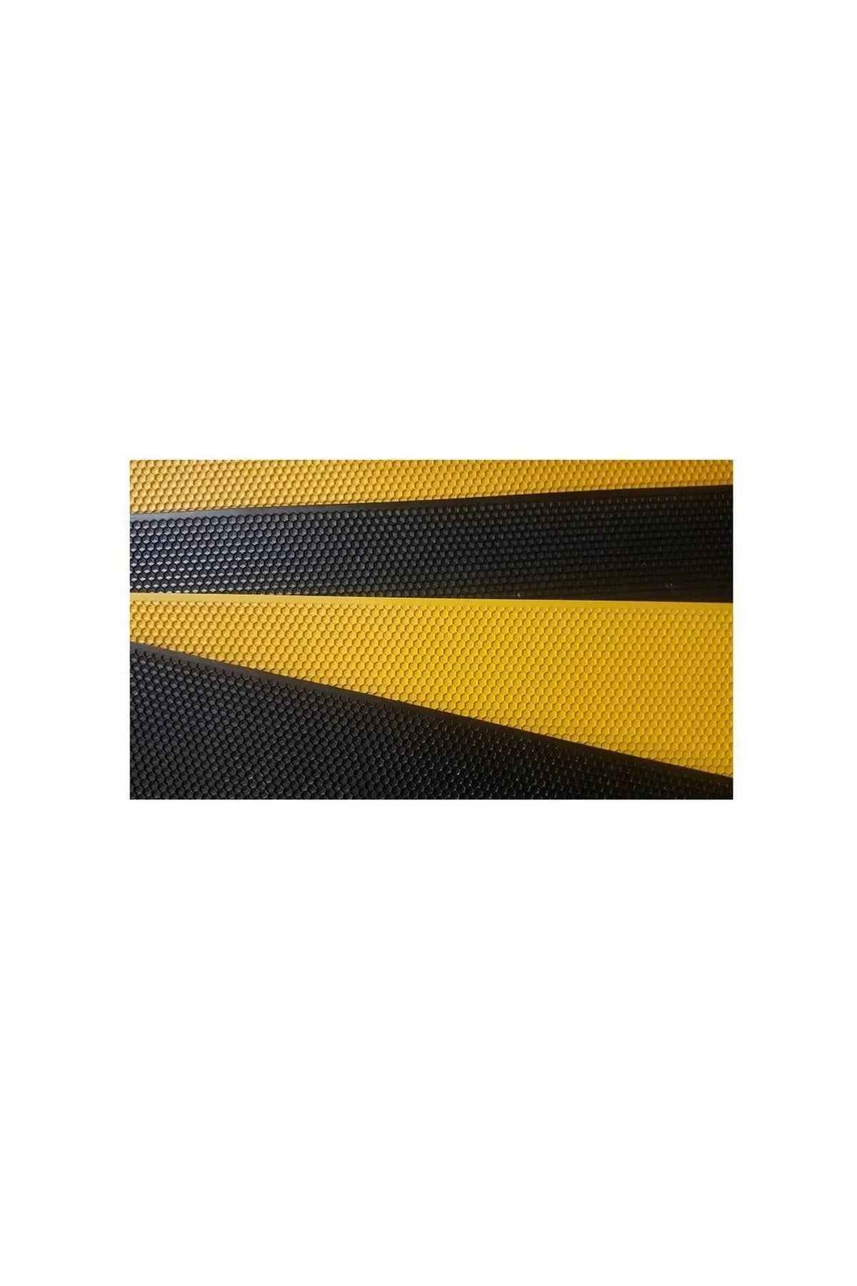 Full-Depth Plastic Foundation Sheets – Black or Yellow, 20 or 100 Pack