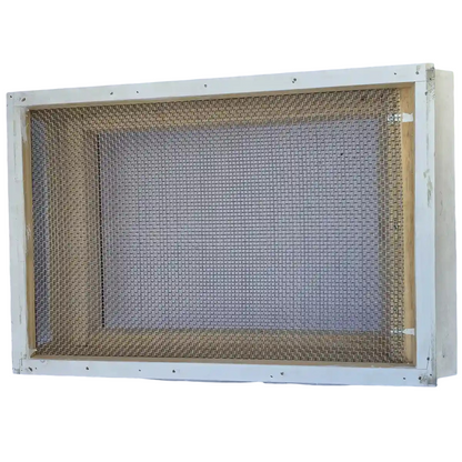 Mesh Bottom Board with Beetle Trap – 8 & 10 Frame